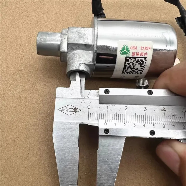 Оригинальный Zx110 Zx120 Zx125us Zx135us Zx200 Izx200 Zx200-3 Zx200-3G главный регулирующий клапан 4398652 4448461 главный клапан для Hitachi